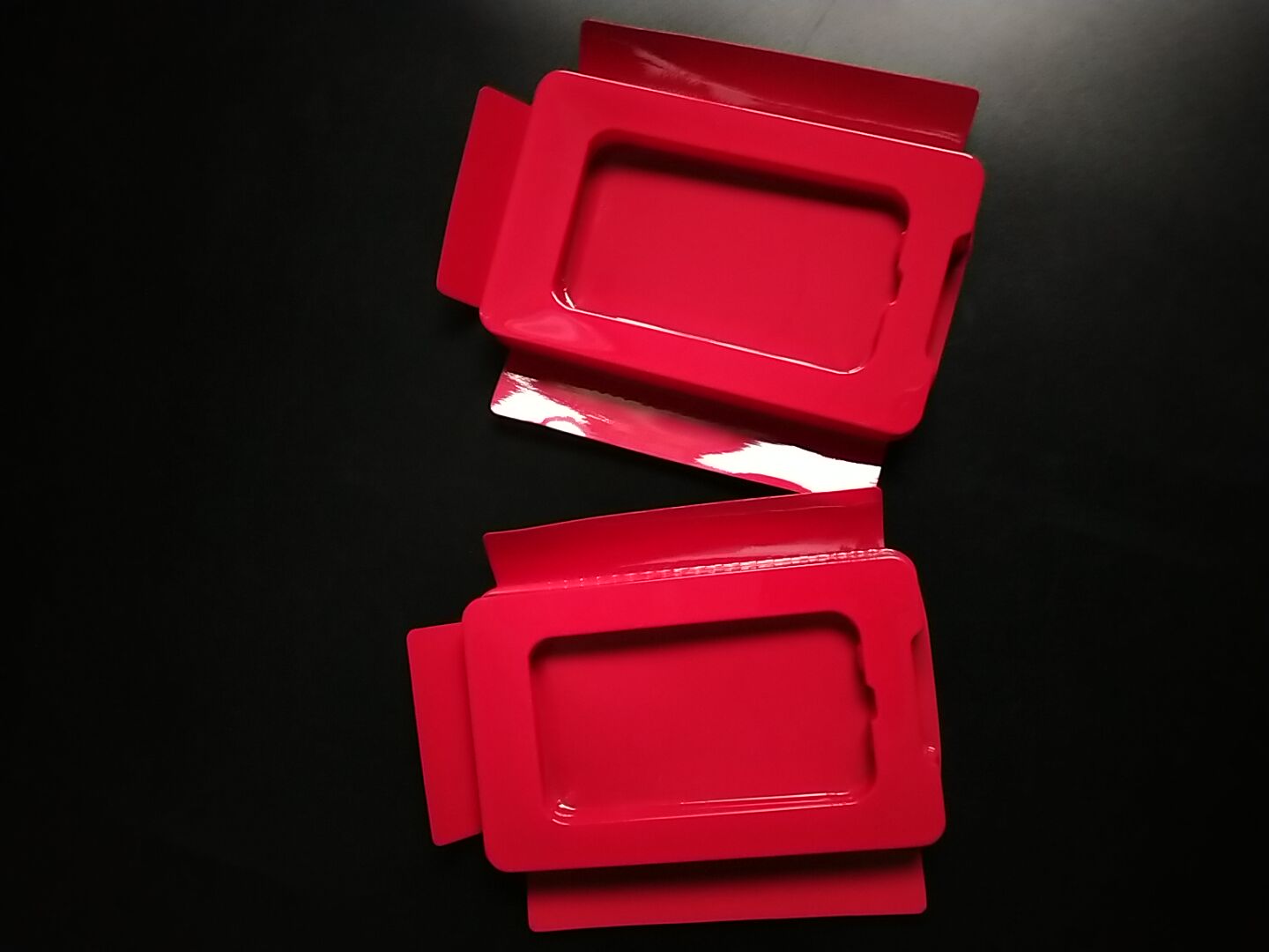 红色吸塑定制厂家