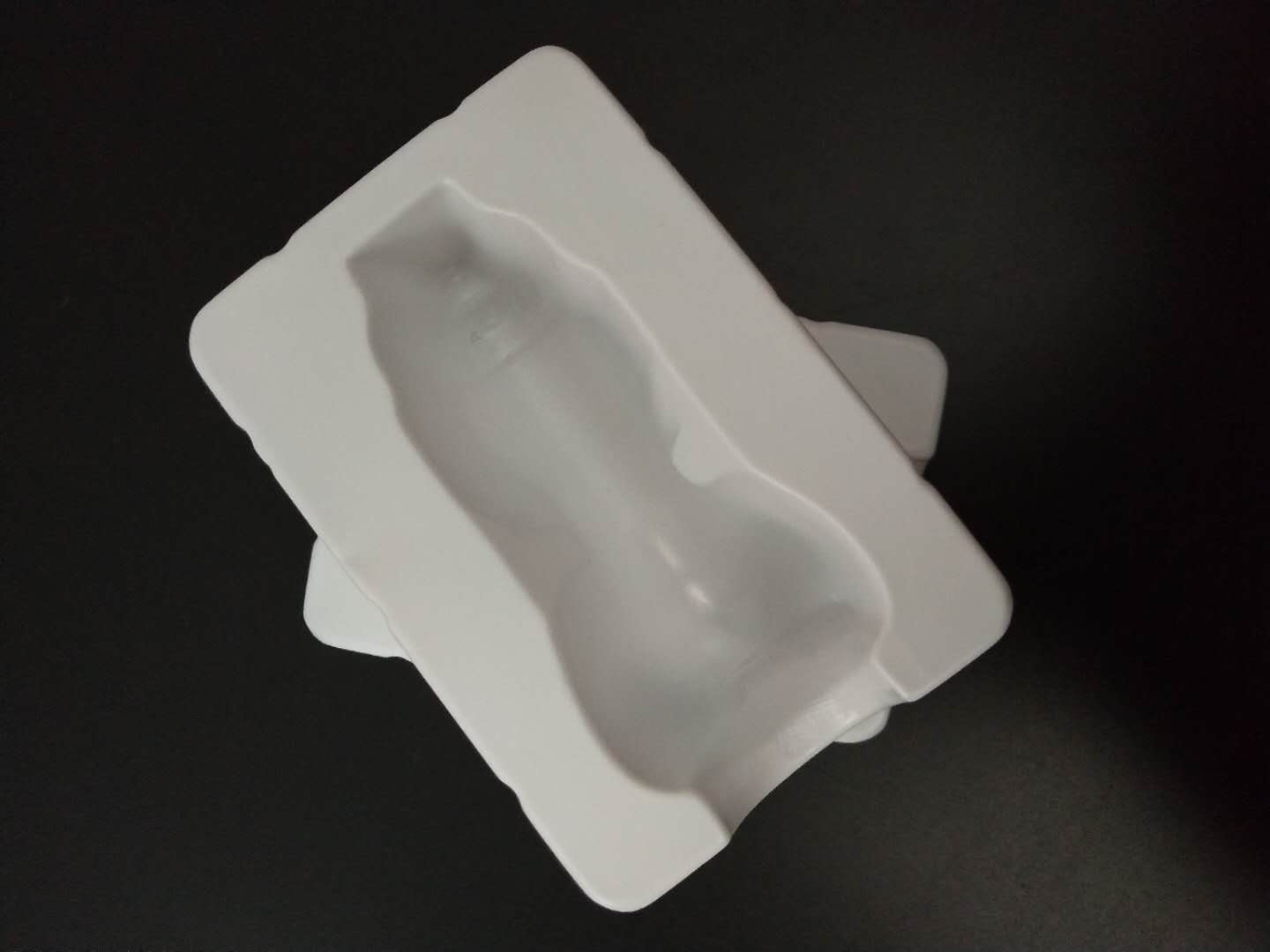 车载充电器吸塑内托